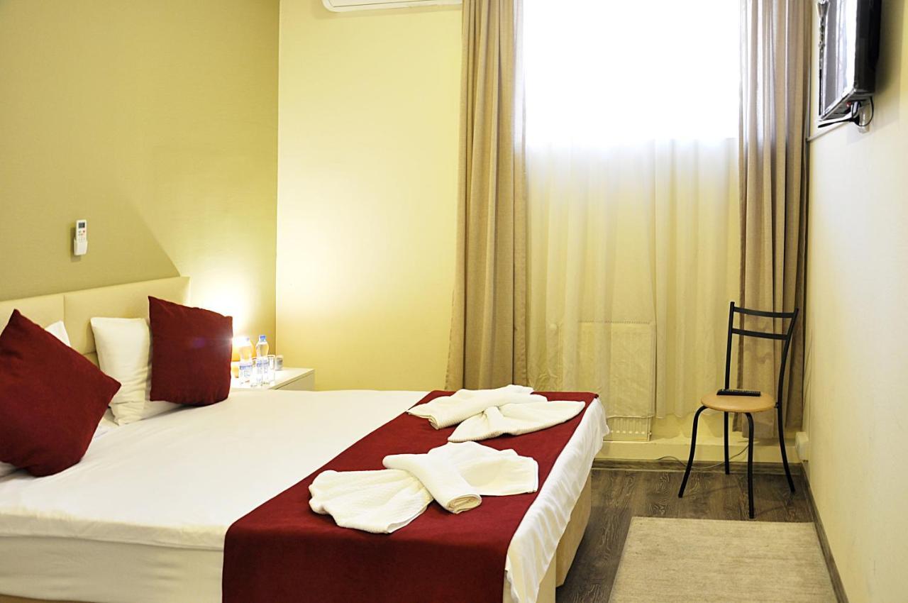 Hotel Alexandra Tbilisi Buitenkant foto