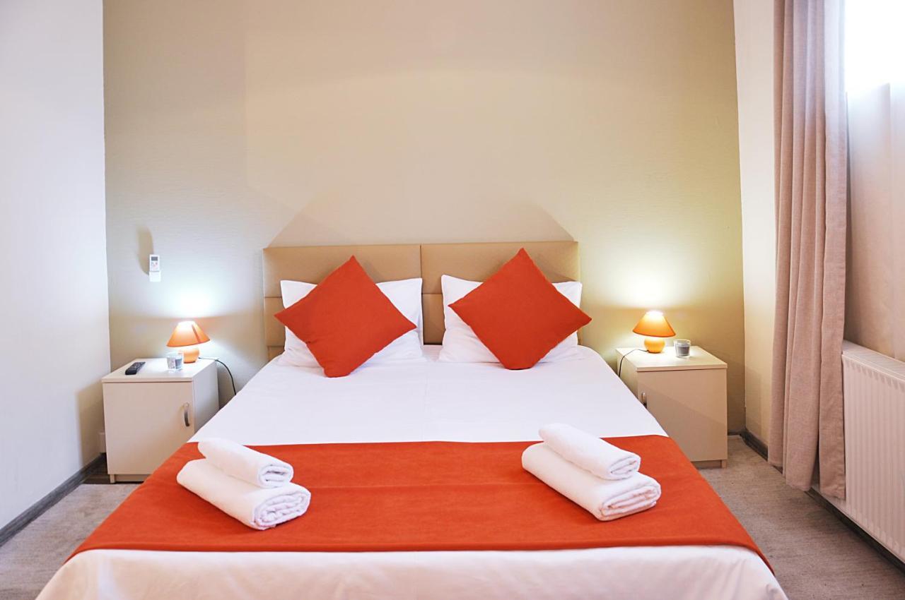 Hotel Alexandra Tbilisi Buitenkant foto