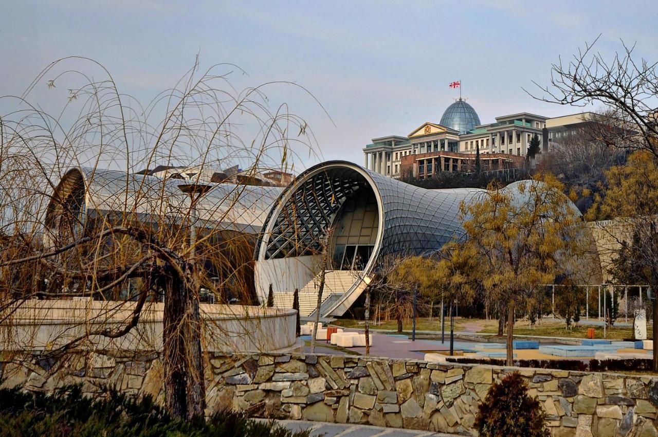 Hotel Alexandra Tbilisi Buitenkant foto